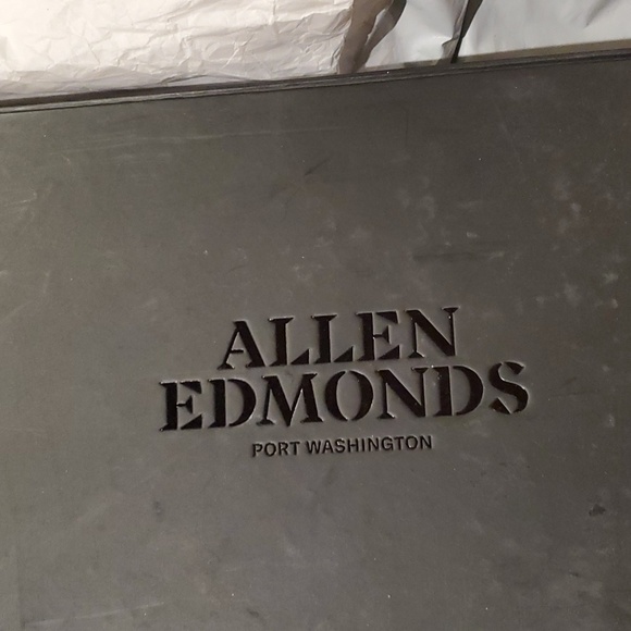 Sz 12D $845 Allen Edmonds derby shoes - Picture 5 of 7